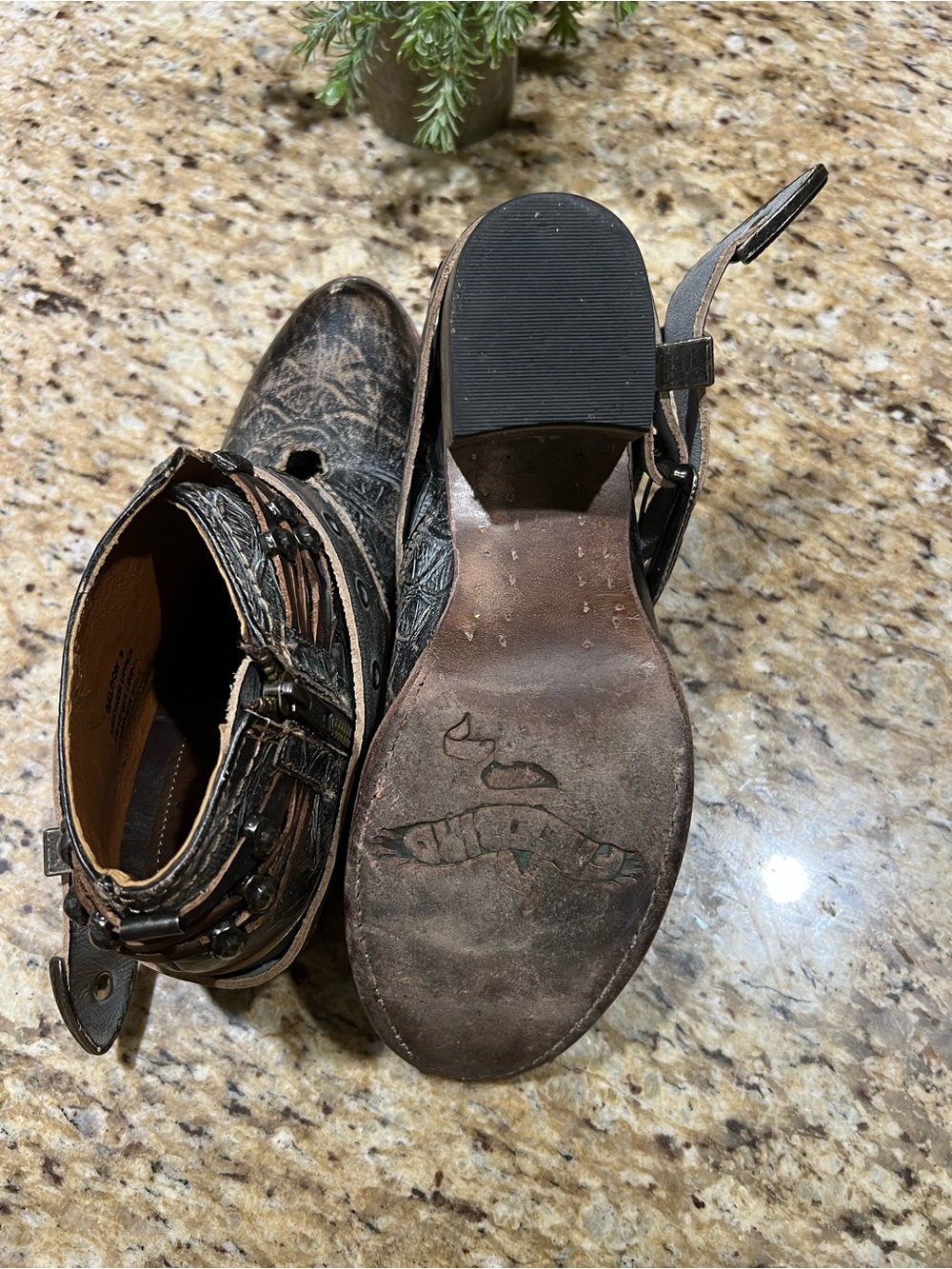 Freebird Saloon Croc Embossed Distressed Black Western Ankle Boots 9 - Picture 10 of 11